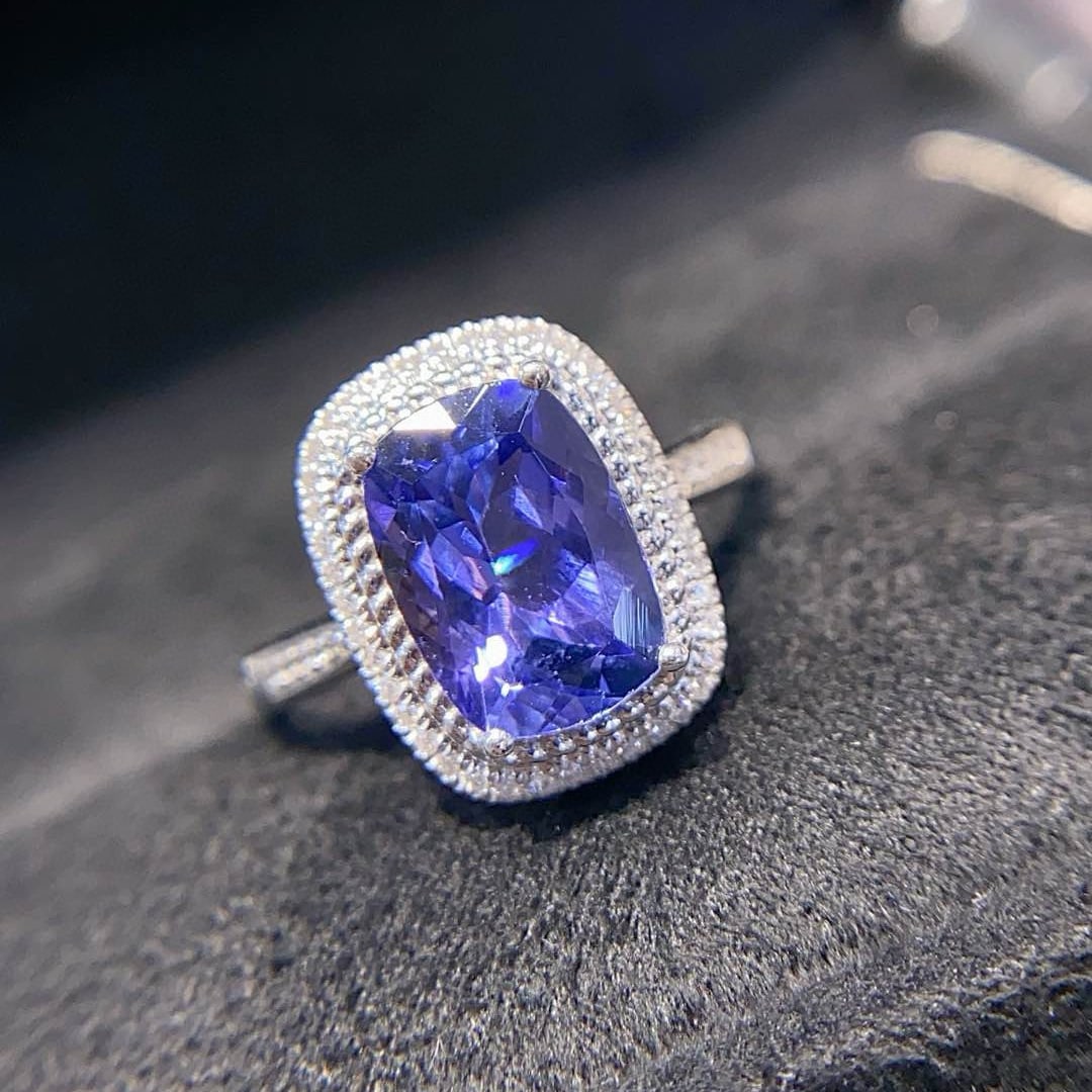 14k Gold 2.67 Ctw Natural Tanzanite & Diamond Ring - 3