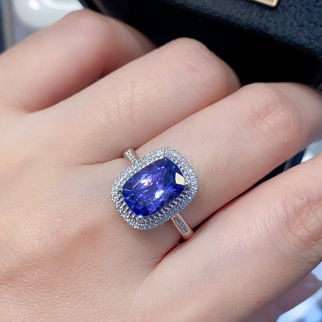 14k Gold 2.67 Ctw Natural Tanzanite & Diamond Ring - 6