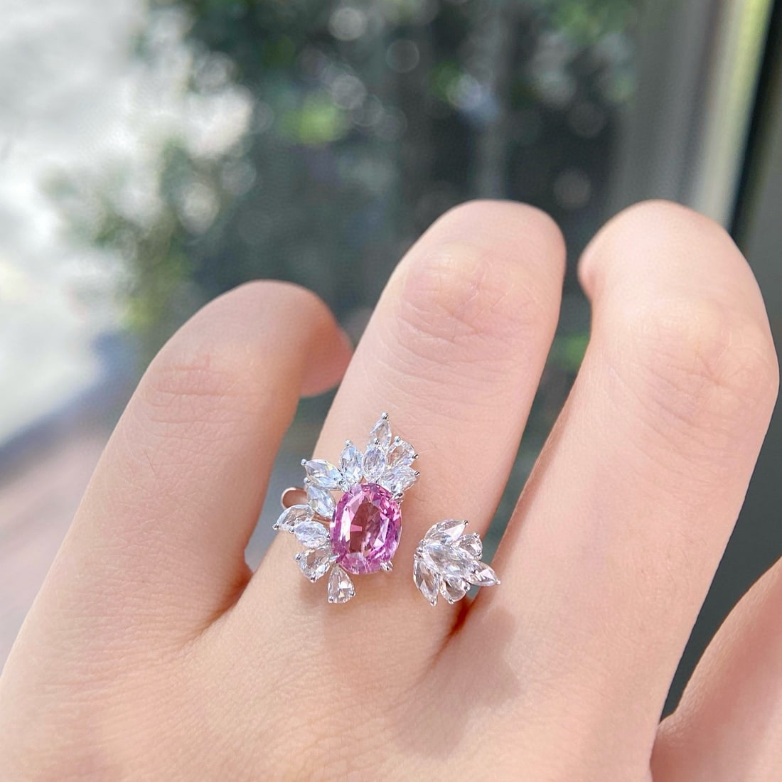 14k Gold 2.62 Ctw Natural Padparadscha Sapphire & Diamond Ring - 4