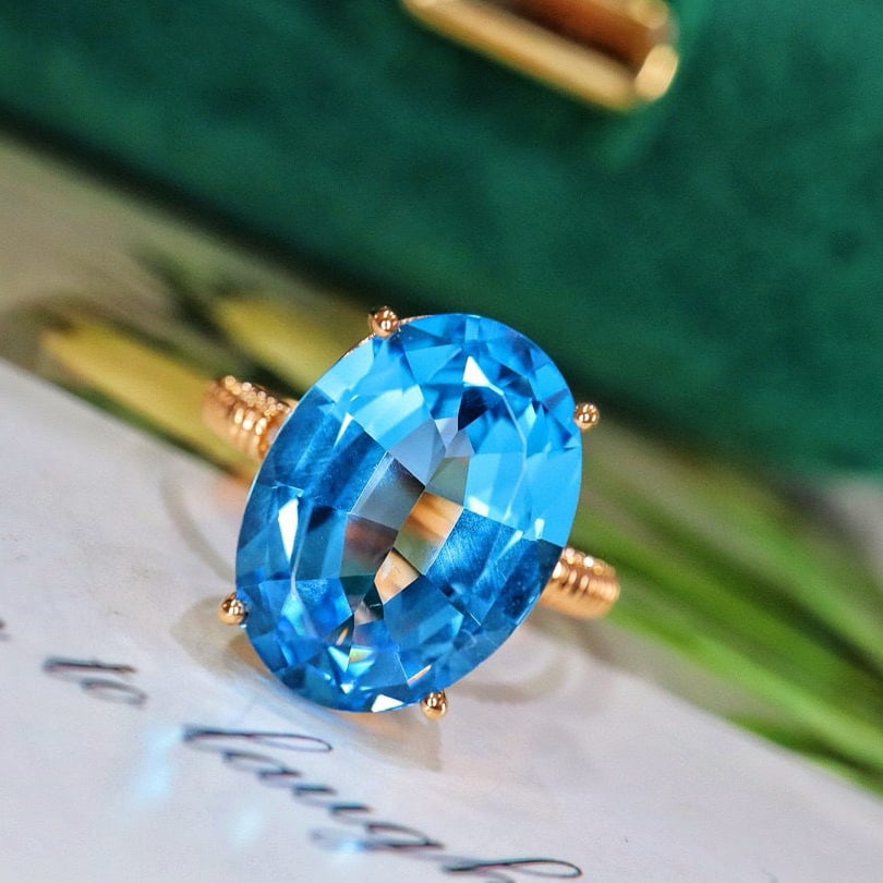 14k Gold 6.58 Ctw Natural Topaz & Diamond Ring - 2