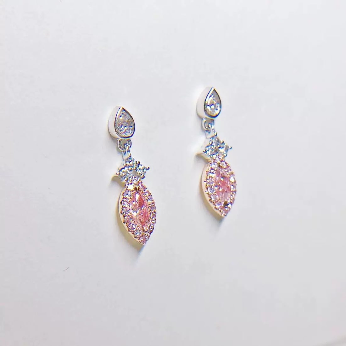 14k Gold 0.43 Ctw Natural Pink Diamond & Diamond Earrings - 4