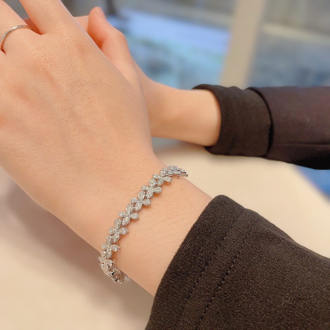 14k Gold 3.16 Ct Natural H Diamond Bracelet - 2