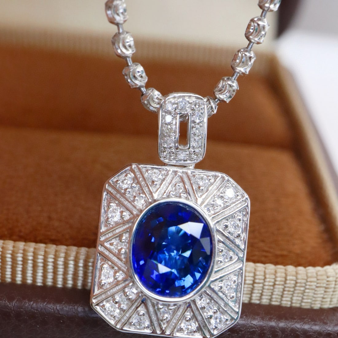 14k Gold 1.24 Ctw Vivid Blue Natural Sapphire & Diamond Pendant( Without Chain ): Ref:230936083 // gold content:14k gold // main gemstone:sapphire // shape:oval // carat weight:1. 12ct // color:vivid blue // treatment:natural // // adjacent gemstone 2 : diamond // shape:round //