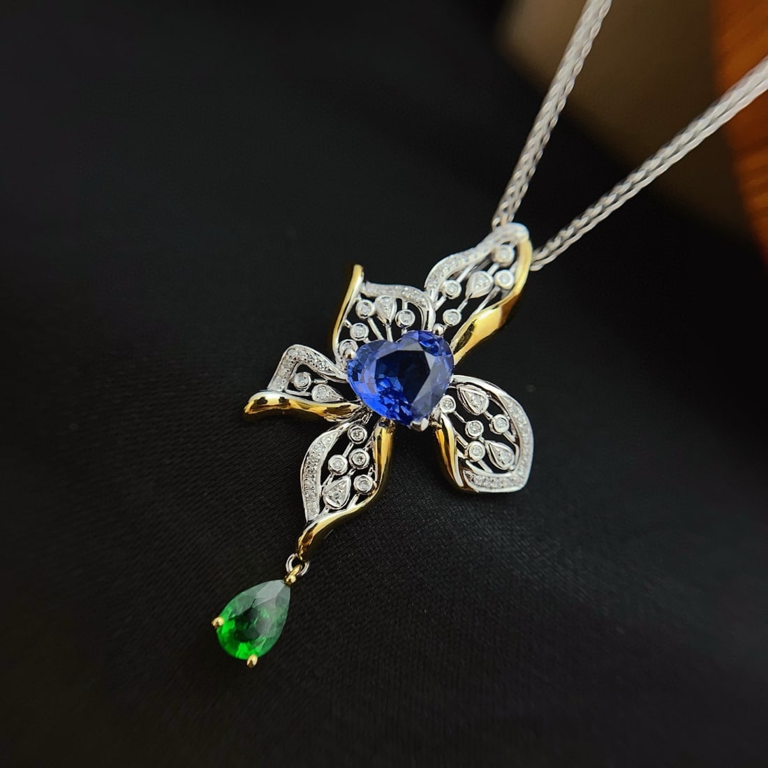 14k Gold 2.00 Ct Natural Sapphire & Diamond Pendant( Without Chain ) - 2