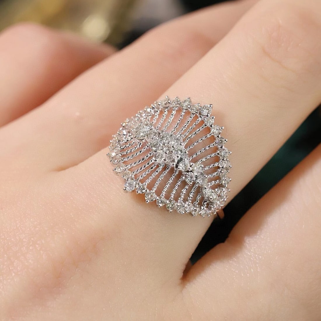 14k Gold 0.76 Ct Natural H Diamond Ring - 7