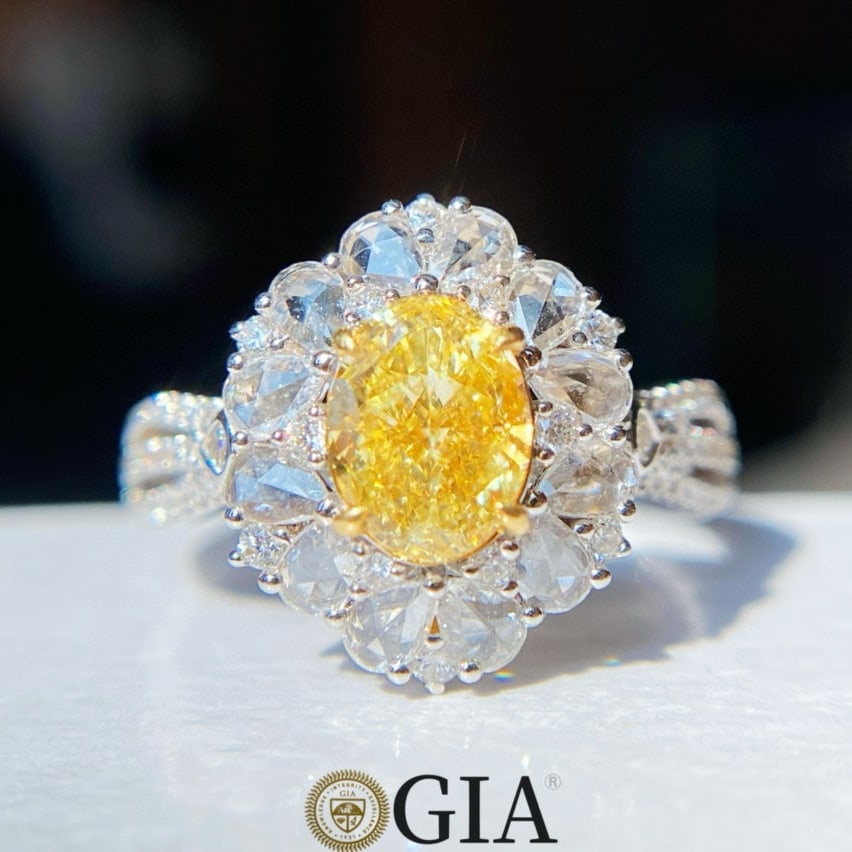 Gia Certified 14k Gold 1.60 Ctw Natural Yellow Diamond & Diamond Ring: Ref:230936118 // gold content:14k gold // ring size:7. 25us // // main gemstone:yellow diamond // certified:gia // shape:oval // carat weight:1. 00ct // clarity grade:si2 // color:yellow //