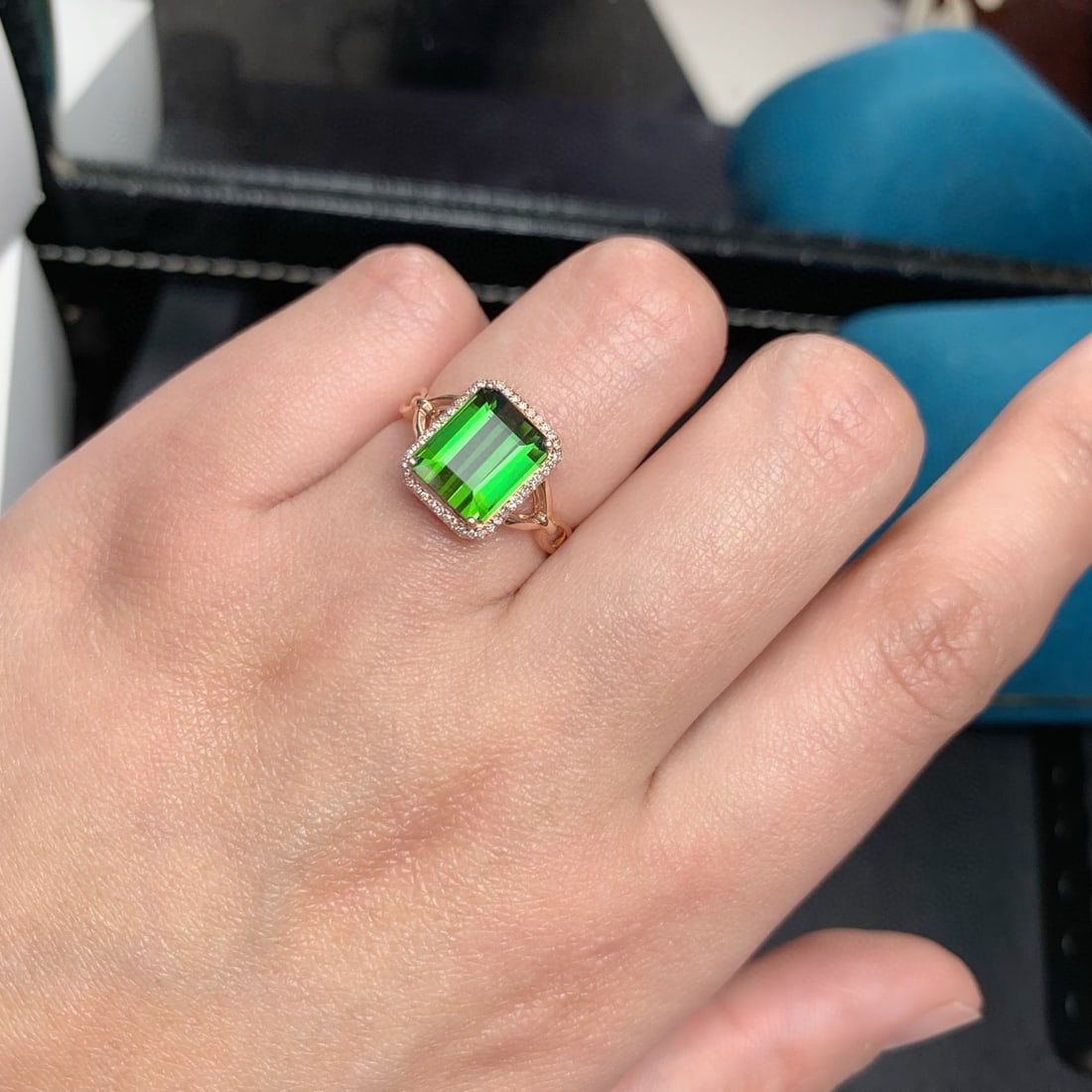 14k Gold 3.9 Ct Natural Tourmaline & Diamond Ring - 8