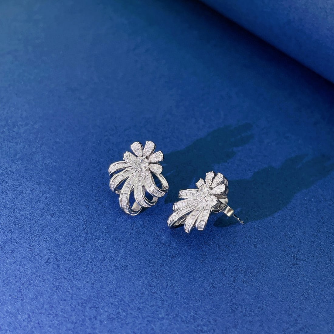 14k Gold 1.08 Ct Natural H Diamond Earrings - 2