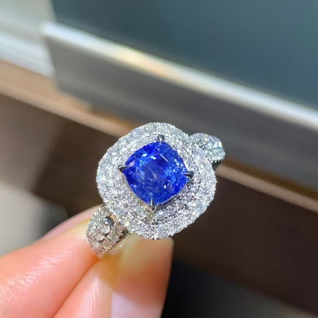 14k Gold 3.21 Ctw Natural Sapphire & Diamond Ring - 4