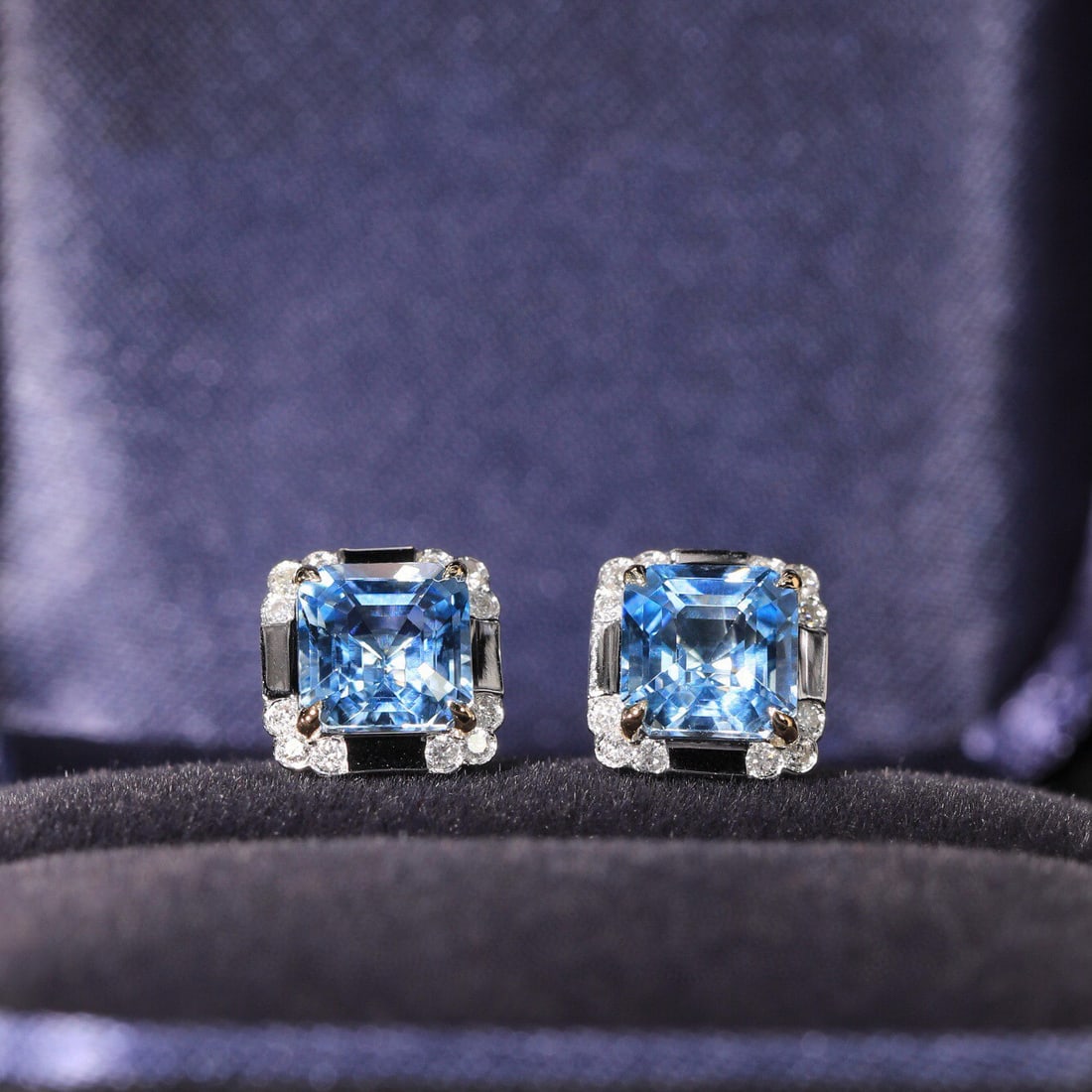 14k Gold 2.14 Ct Natural Aquamarine & Diamond Earrings - 4