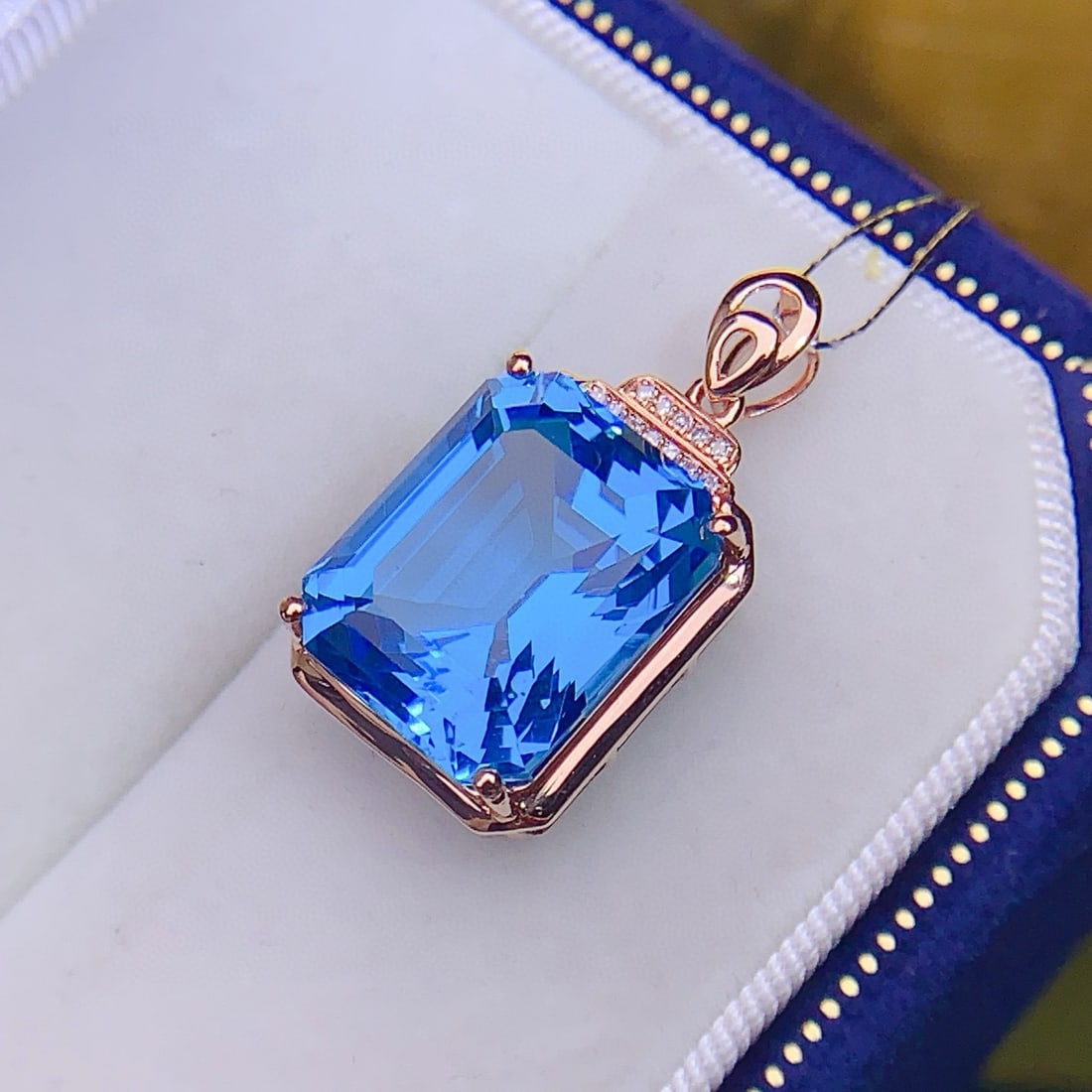 14k Gold 10.98 Ctw Natural Topaz & Diamond Pendant( Without Chain ) - 2