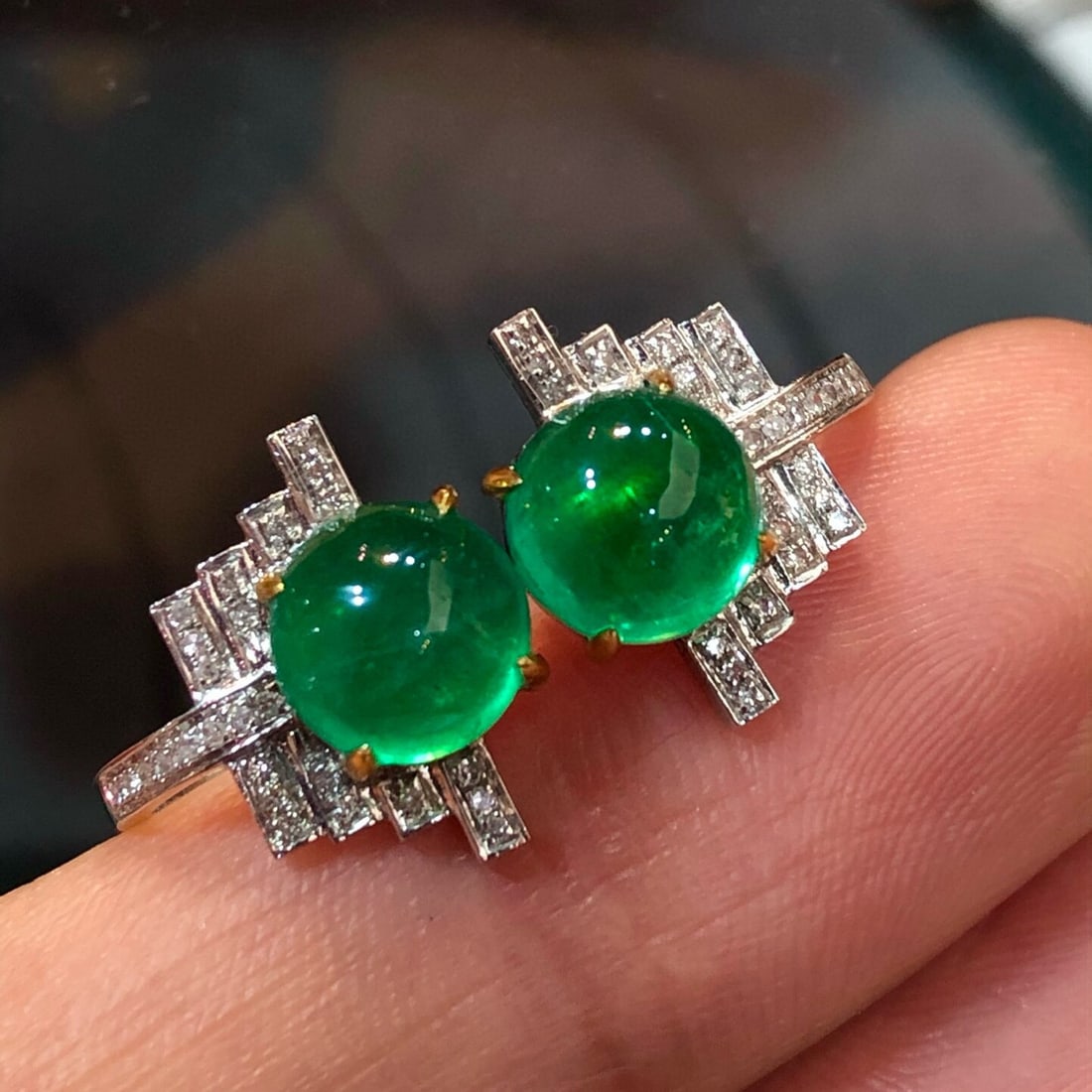 14k Gold 3.55 Ct Vivid Green Natural Emerald & Diamond Earrings - 2