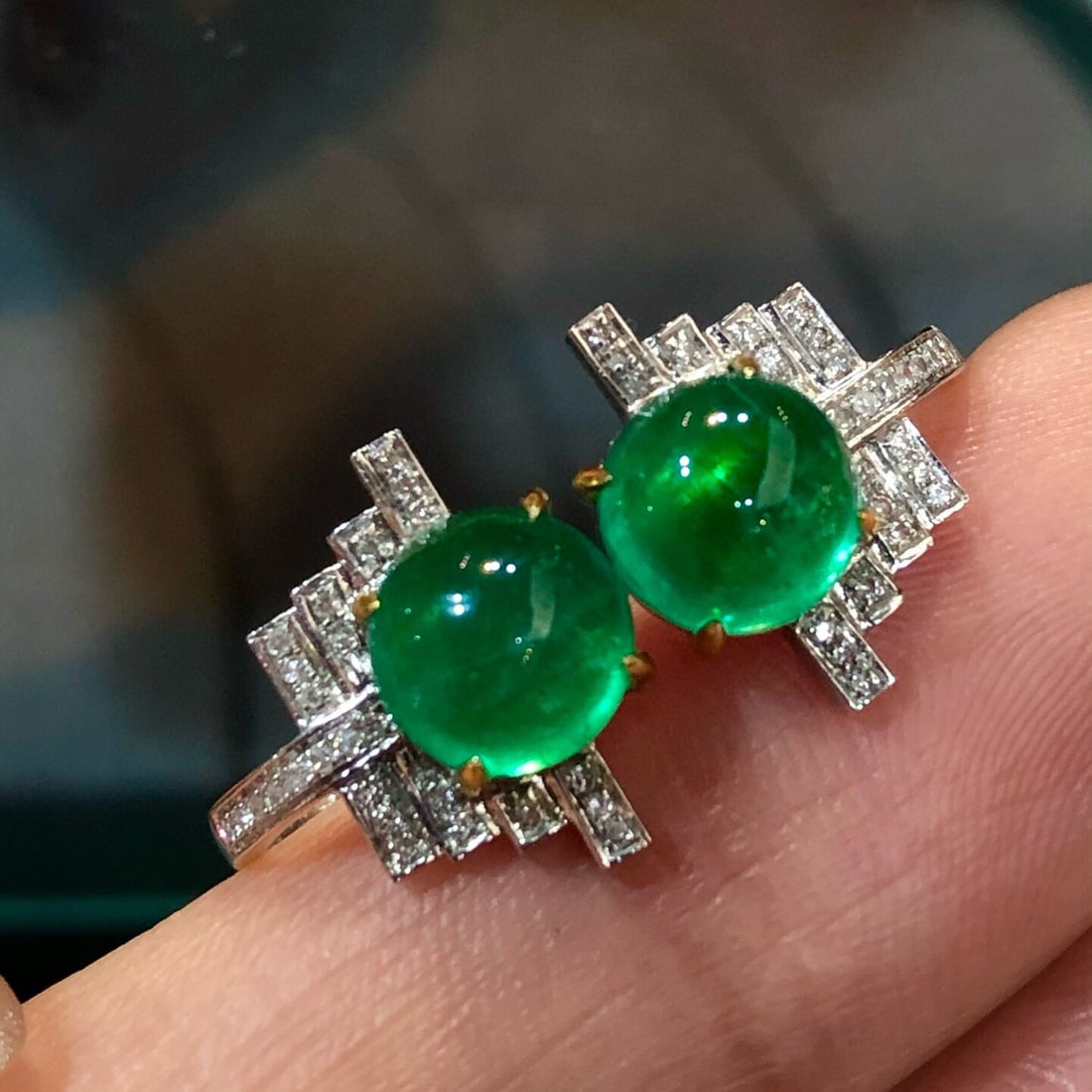 14k Gold 3.55 Ct Vivid Green Natural Emerald & Diamond Earrings - 5