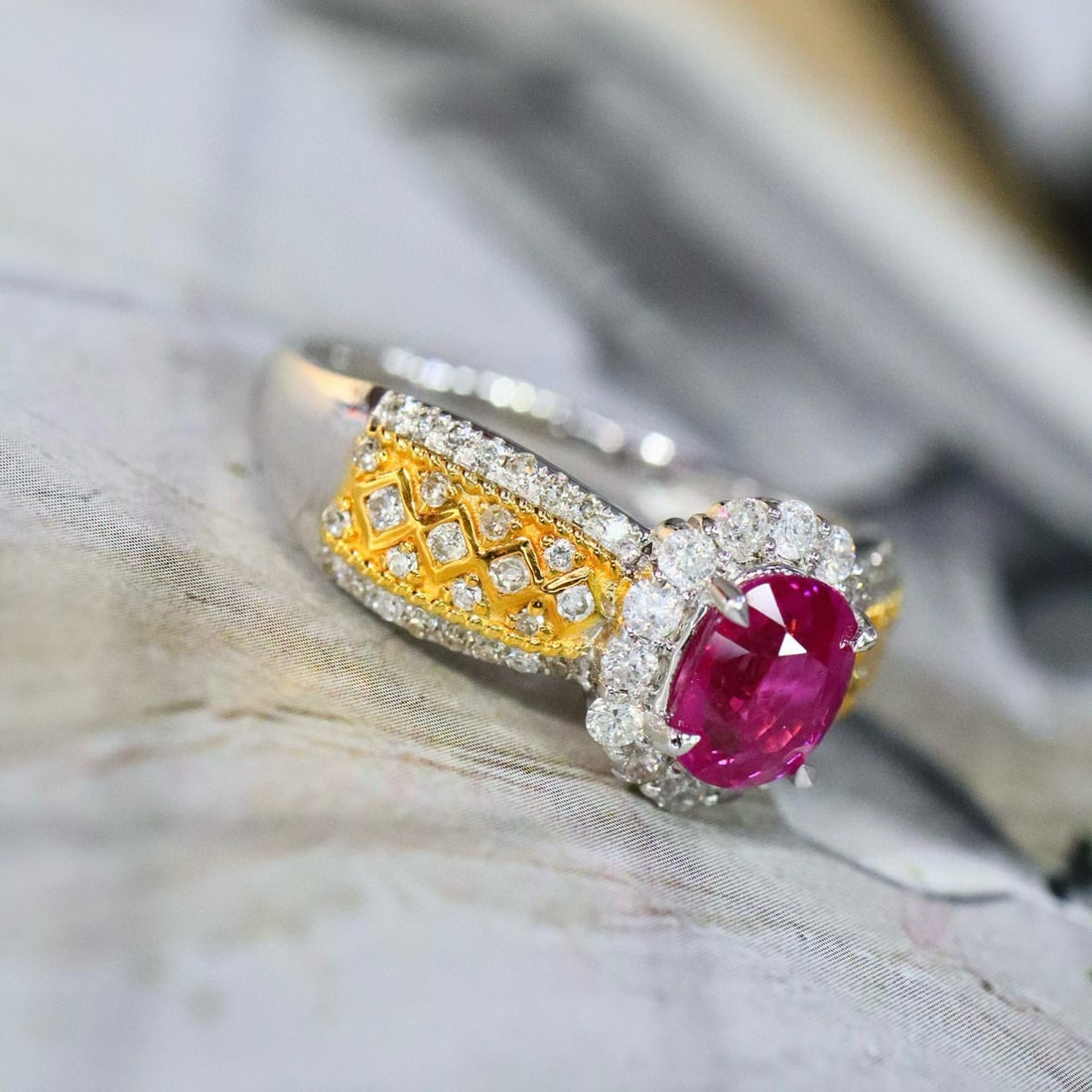 14k Gold 1.46 Ctw Natural Ruby & Diamond Ring - 3