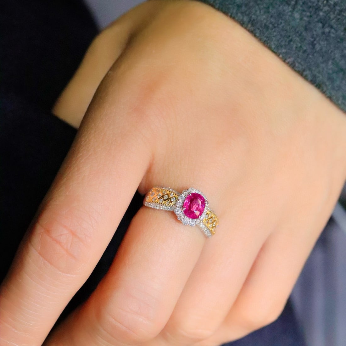 14k Gold 1.46 Ctw Natural Ruby & Diamond Ring - 6