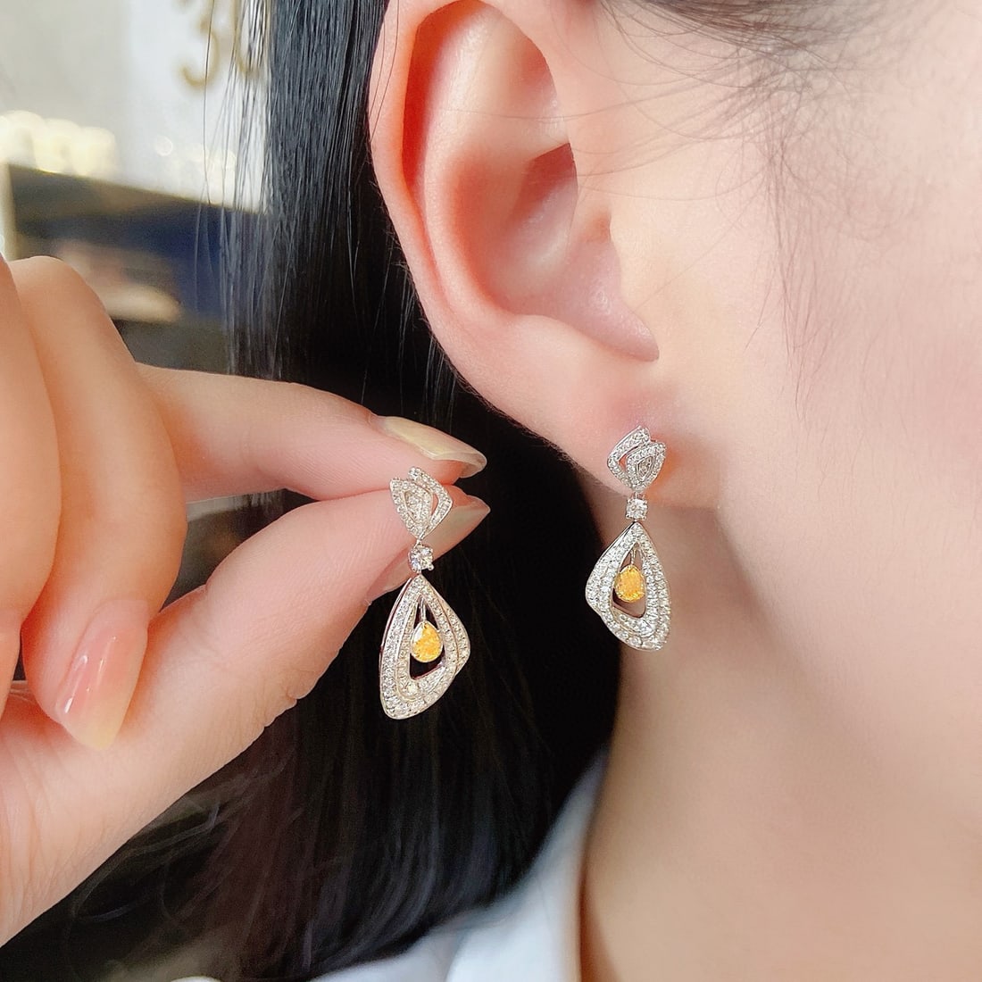 14k Gold 0.90 Ctw Natural Yellow Diamond & Diamond Earrings - 4