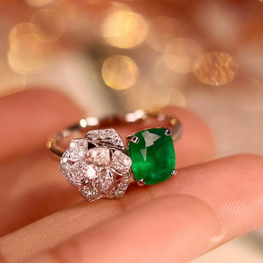 14k Gold 2.01 Ctw Vivid Green Natural Emerald & Diamond & Flowers Ring - 7