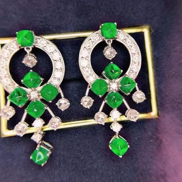 14k Gold 4.02 Ct Vivid Green Natural Emerald & Diamond Earrings - 6