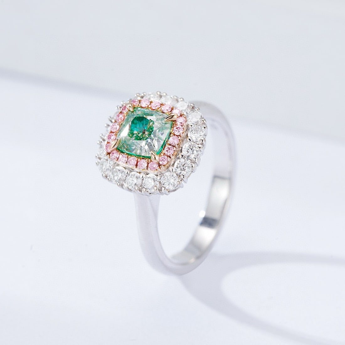 Gia Certified 14k Gold 1.45 Ctw Natural Green Diamond & Diamond Ring - 3