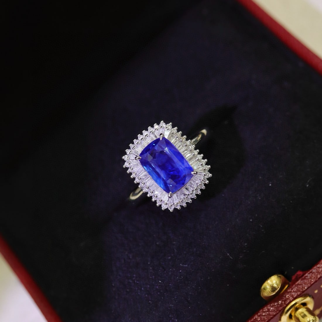 14k Gold 3.26 Ctw Natural Sapphire & Diamond Ring - 2