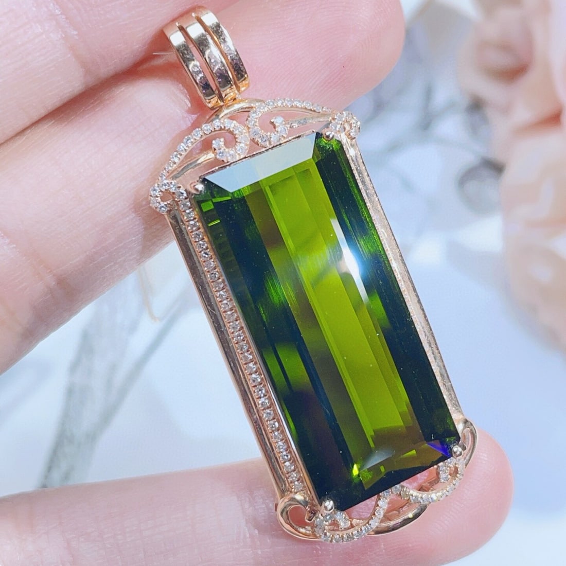 14k Gold 28.4 Ct Natural Tourmaline & Diamond Pendant( Without Chain ) - 2