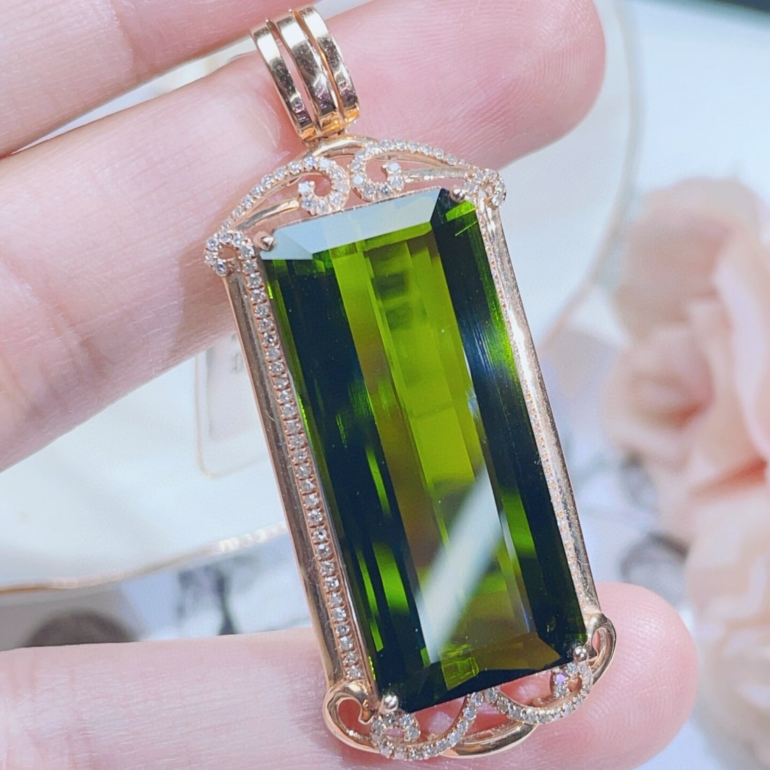 14k Gold 28.4 Ct Natural Tourmaline & Diamond Pendant( Without Chain ) - 3