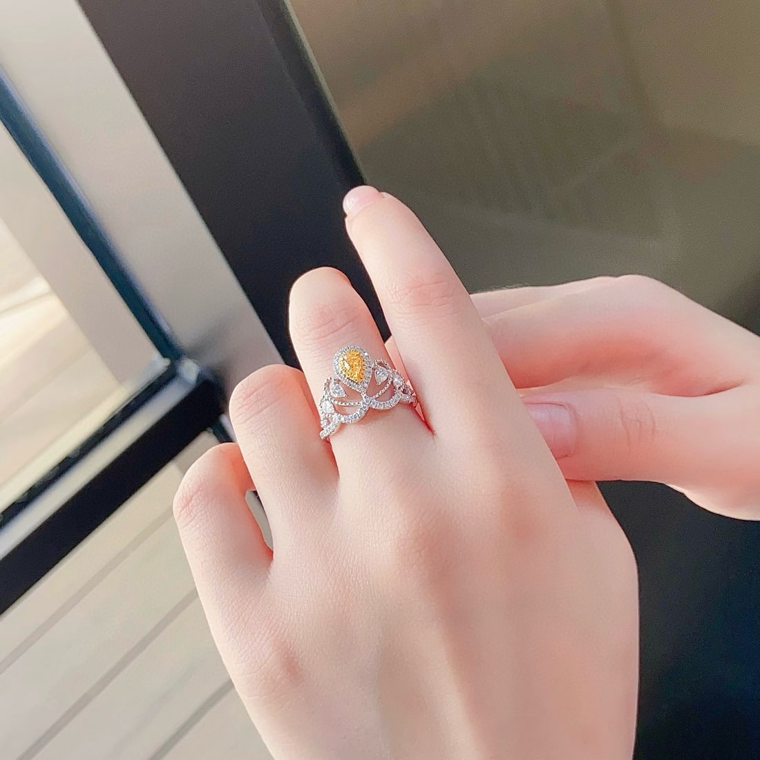 14k Gold 0.73 Ctw Natural Yellow Diamond & Diamond Ring - 3