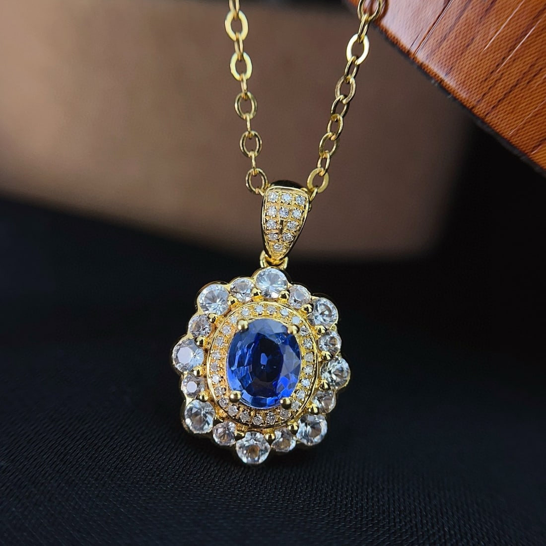 14k Gold 1.00 Ct Natural Sapphire & Diamond & Sapphire Pendant( Without Chain ): Ref:230936252 // gold content:14k gold // main gemstone:sapphire // shape:oval // carat weight:1. 00ct // color:blue // treatment:natural // // adjacent gemstone 2 : diamond // number of stones:37 //