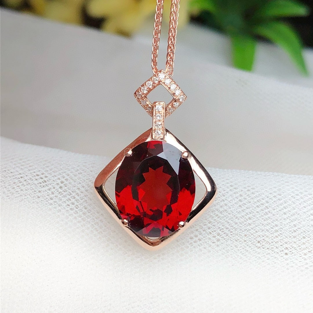 14k Gold 5.20 Ct Natural Garnet & Diamond Pendant( Without Chain ) - 2