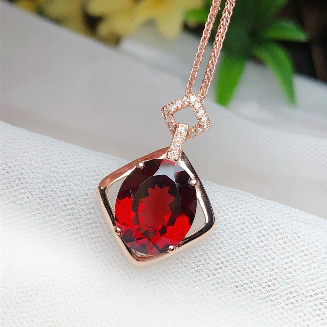 14k Gold 5.20 Ct Natural Garnet & Diamond Pendant( Without Chain ) - 5