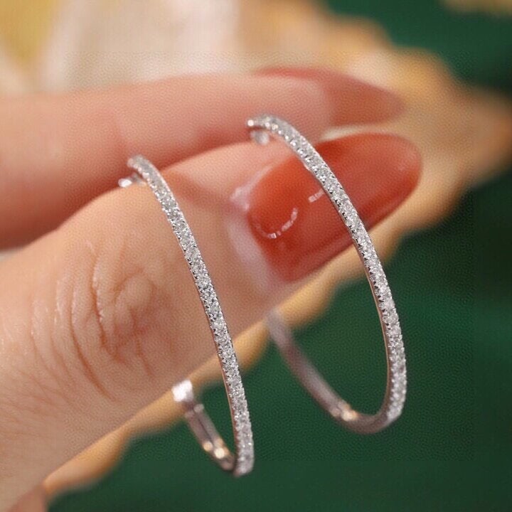 14k Gold 0.6 Ct Natural H Diamond Earrings: Ref:230936257 // gold content:14k gold // main gemstone:diamond // shape:round // carat weight:0. 6ct // clarity grade:vs-si // color:h // treatment:natural // cut grade:g // Condition: NewLow