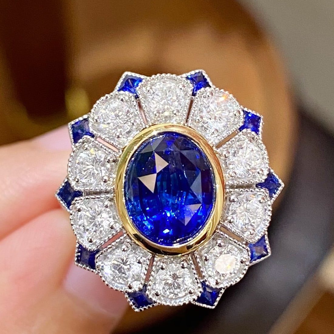 14k Gold 3.87 Ctw Natural Sapphire & Diamond Ring: Ref:230936258 // gold content:14k gold // ring size:7. 25us // // main gemstone:sapphire // shape:oval // carat weight:2. 67ct // color:royal blue // treatment:natural // // adjacent gemstone 2 :