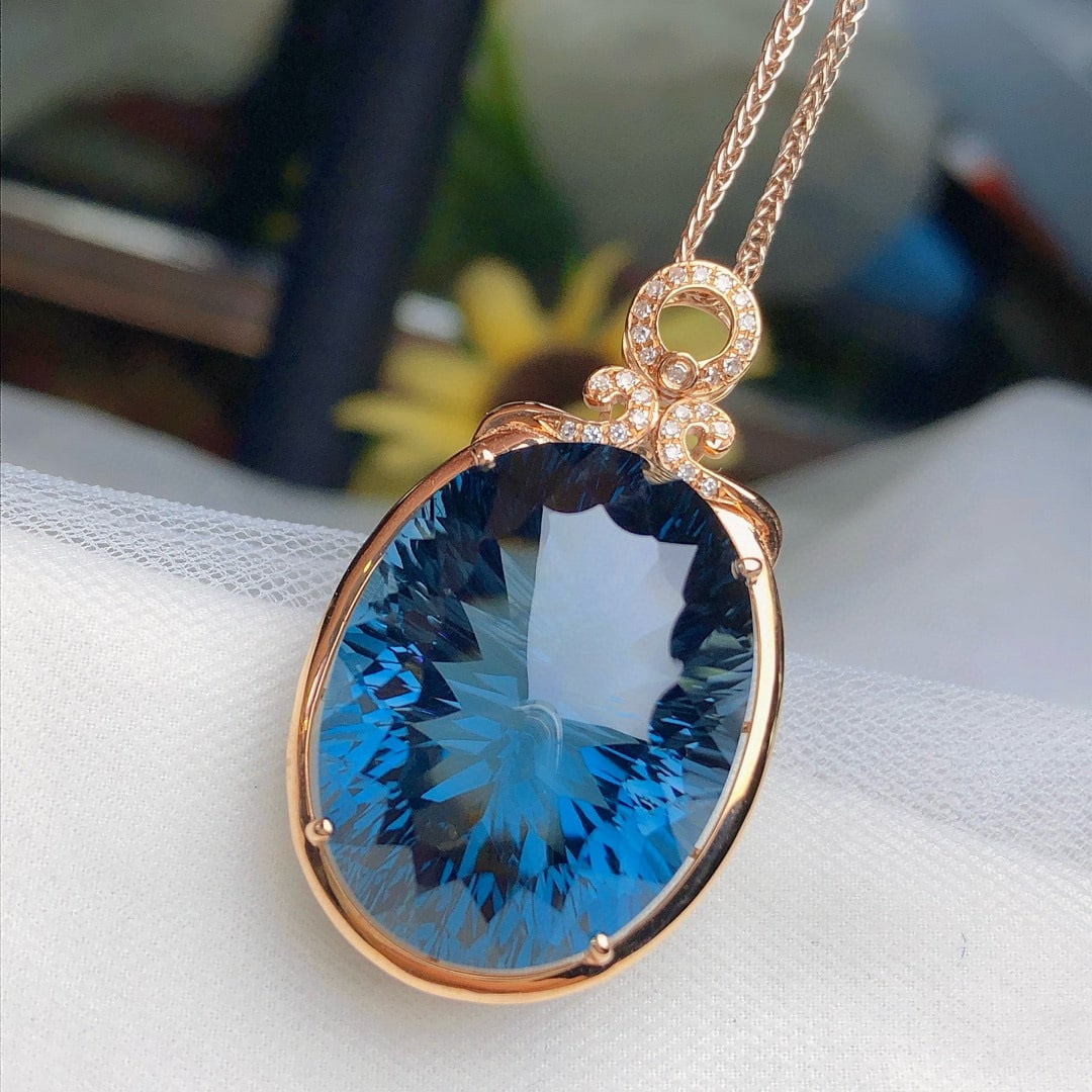 14k Gold 34.05 Ct Natural Topaz & Diamond Pendant( Without Chain ) - 2