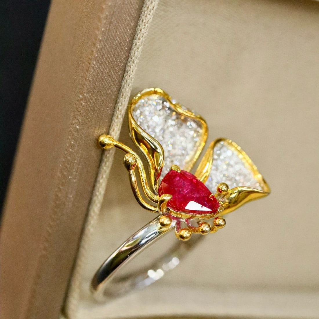 14k Gold 1.17 Ctw Natural Ruby & Diamond Ring - 3