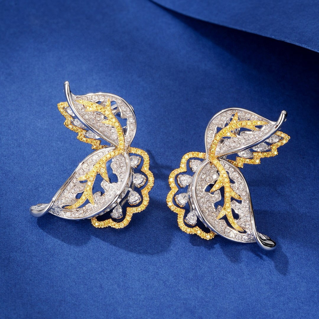 14k Gold 8.51 Ct Natural Color Diamond Earrings: Ref:230936285 // gold content:14k gold // main gemstone:diamond // shape:multiply // carat weight:8. 51ct // clarity grade:vs-si // color:color // treatment:natural // Condition: NewLow Estimate: