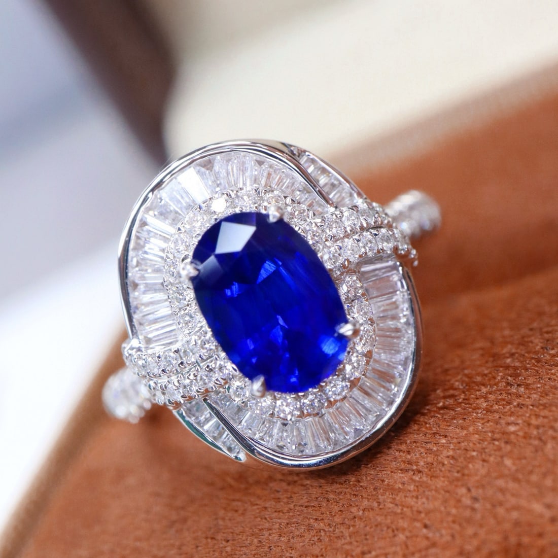 14k Gold 1.86 Ctw Natural Sapphire & Diamond Ring - 2