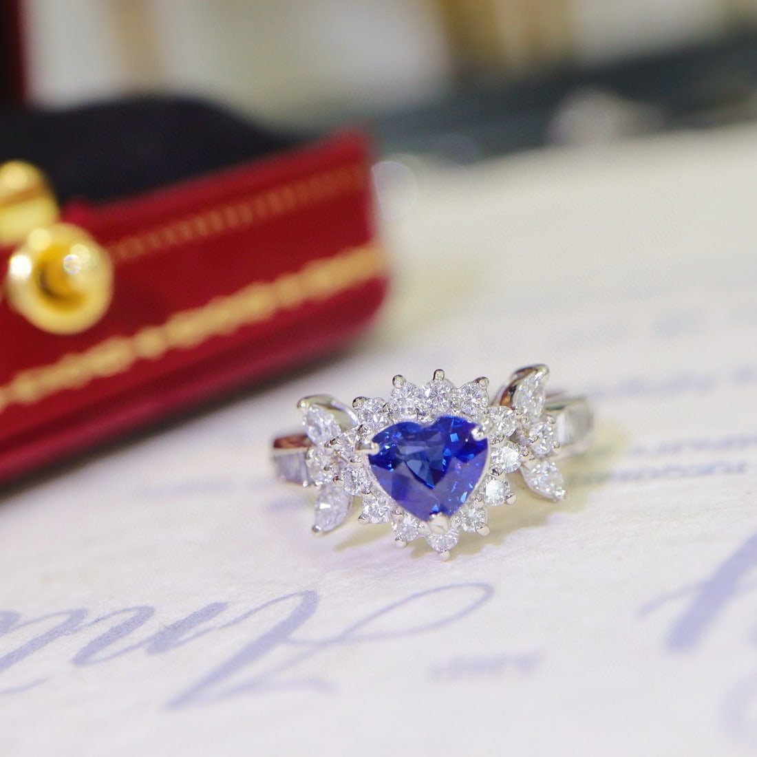 14k Gold 1.81 Ctw Natural Sapphire & Diamond Ring: Ref:230936342 // gold content:14k gold // ring size:7. 25us // // main gemstone:sapphire // shape:oval // carat weight:1. 05ct // color:royal blue // treatment:natural // // adjacent gemstone 2 :