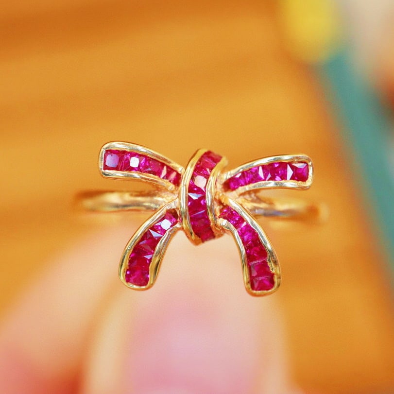 14k Gold 0.7 Ct Natural Ruby Ring: Ref:230936351 // gold content:14k gold // ring size:7. 25us // // main gemstone:ruby // shape:princess // carat weight:0. 7ct // color:red // treatment:natural // Condition: NewLow Estimate: