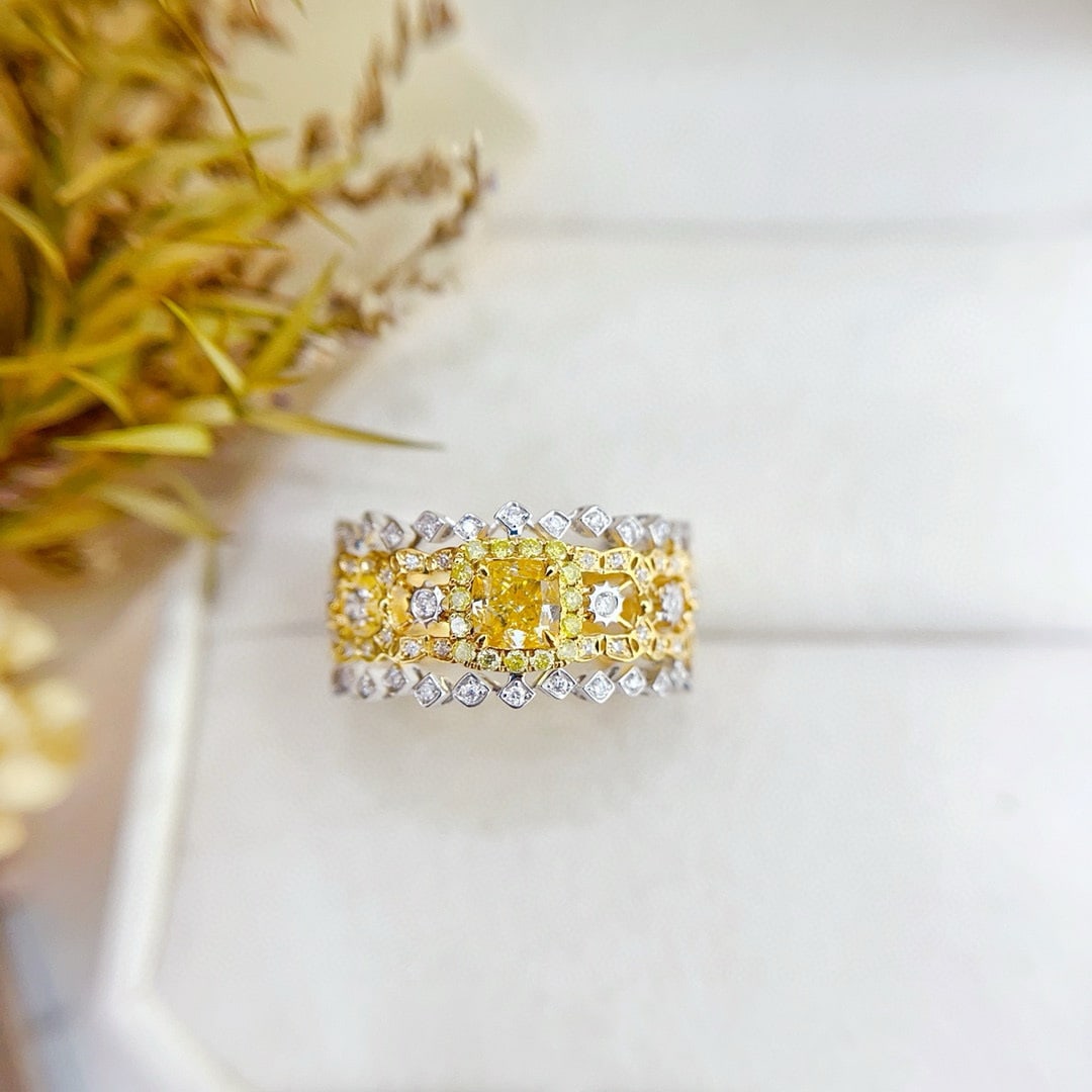14k Gold 0.88 Ctw Natural Yellow Diamond & Diamond Ring: Ref:230936358 // gold content:14k gold // ring size:7. 25us // // main gemstone:yellow diamond // shape:cushion // carat weight:0. 53ct // color:yellow // treatment:natural // // adjacent gemstone