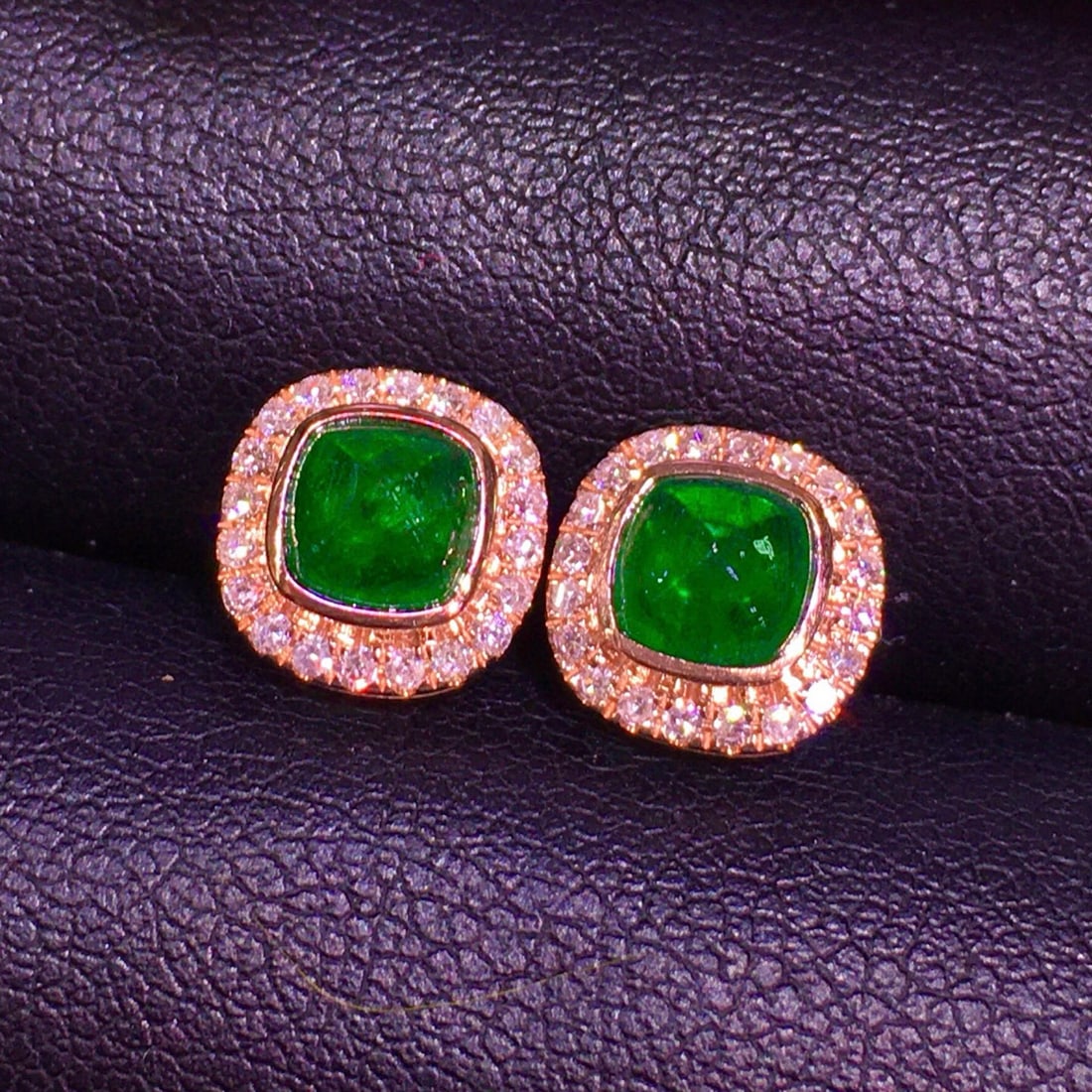 14k Gold 1.42 Ct Vivid Green Natural Emerald & Diamond Earrings - 4