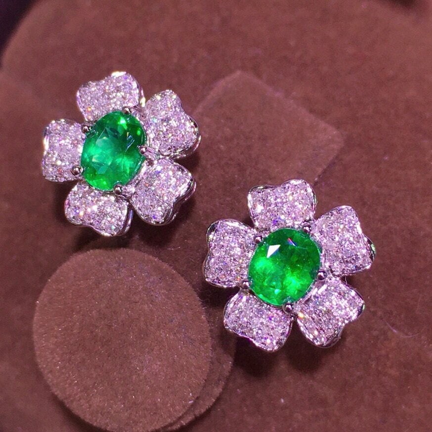 14k Gold 1.4 Ct Vivid Green Natural Emerald & Diamond Earrings - 2