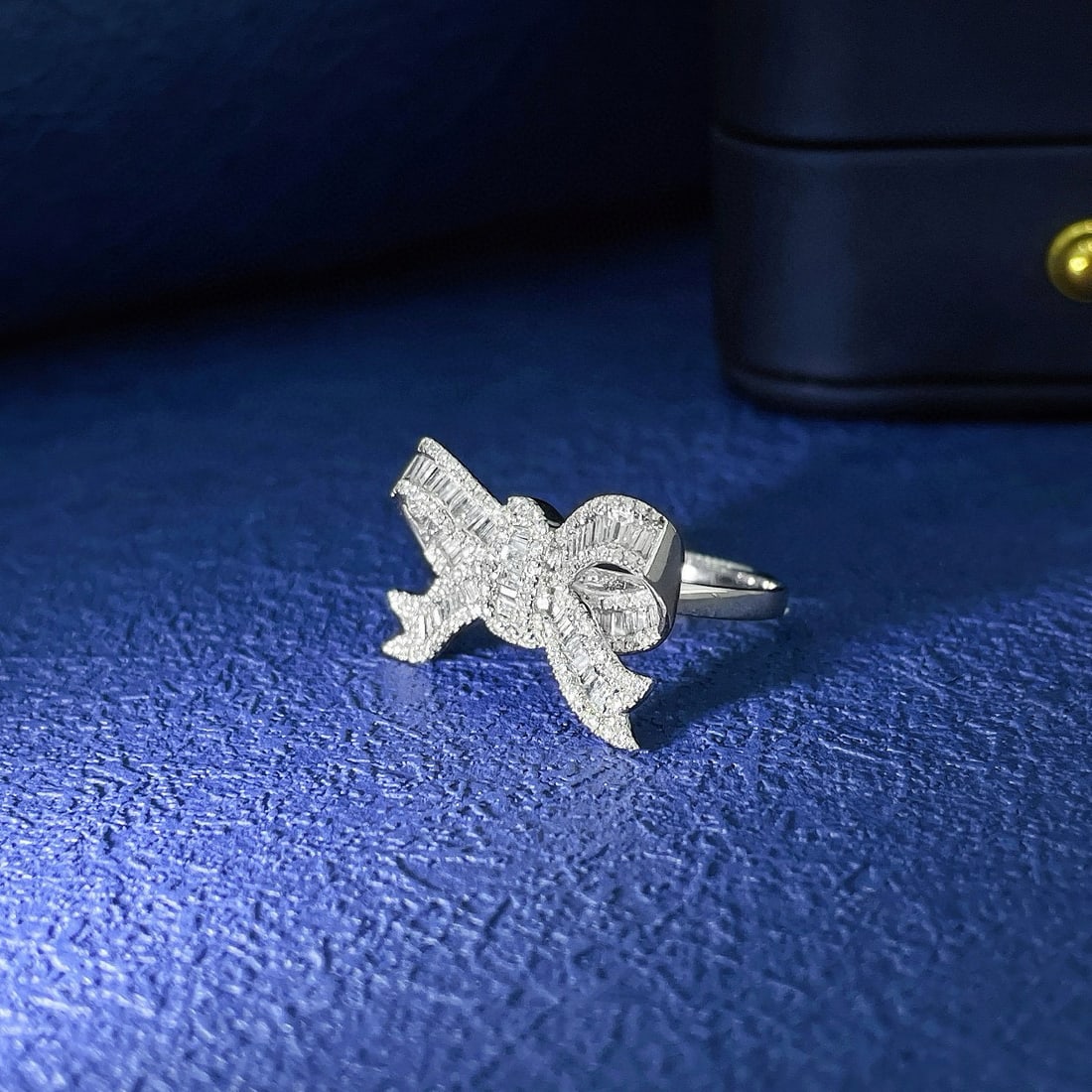 14k Gold 0.59 Ctw Natural H Diamond Ring - 2