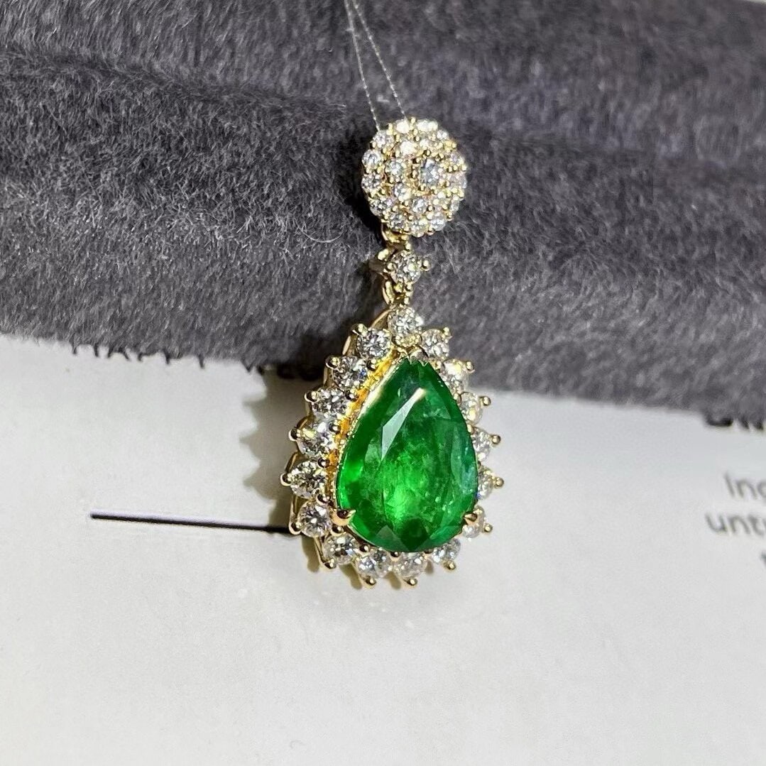 14k Gold 3.49 Ctw Vivid Green Natural Emerald & Diamond Pendant( Without Chain ) - 2