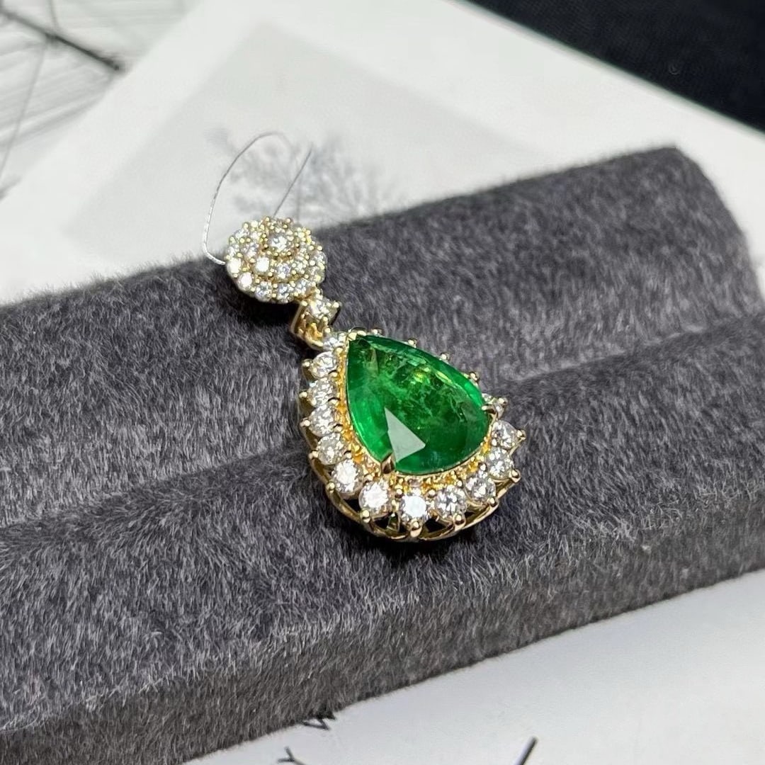 14k Gold 3.49 Ctw Vivid Green Natural Emerald & Diamond Pendant( Without Chain ) - 3