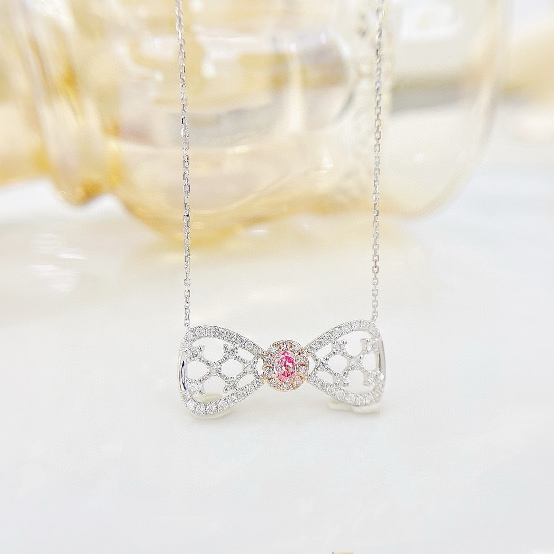 14k Gold 0.63 Ctw Natural Pink Diamond & Diamond Necklace: Ref:230936405 // gold content:14k gold // main gemstone:pink diamond // shape:oval // carat weight:0. 14ct // color:pink // treatment:natural // // adjacent gemstone 2 : diamond // shape:round //
