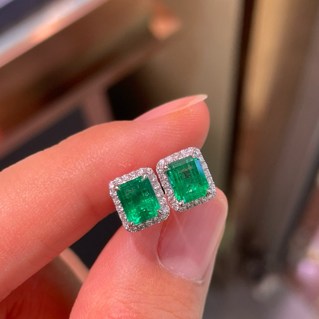 14k Gold 1.96 Ctw Vivid Green Natural Emerald & Diamond Earrings - 4