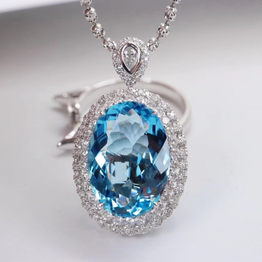 14k Gold 5.37 Ctw Natural Aquamarine & Diamond Ring/pendant( Without Chain ): Ref:230936421 // gold content:14k gold // ring size:7. 25us // // main gemstone:aquamarine // shape:oval // carat weight:4. 8ct // color:santa maria color // treatment:natural // // adjacent