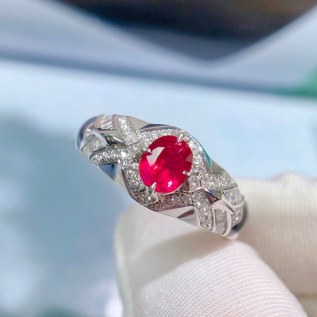 14k Gold 1.07 Ctw Natural Ruby & Diamond Ring - 4