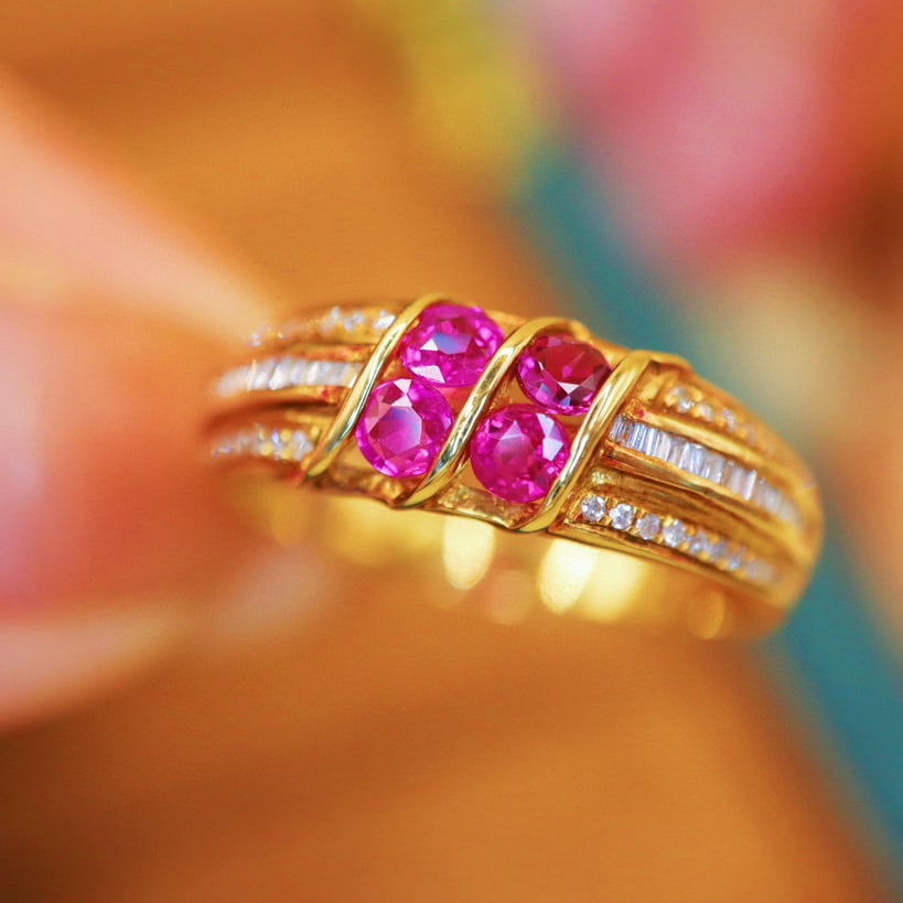 14k Gold 0.82 Ctw Natural Ruby & Diamond Ring - 3