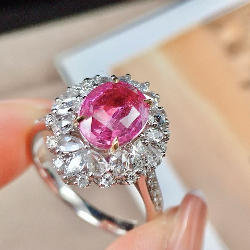 14k Gold 2.36 Ctw Natural Padparadscha Sapphire & Diamond Ring - 3